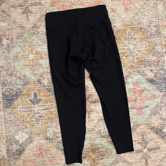 Black High-Waisted Leggings w/ pockets - Picture 2 of 5